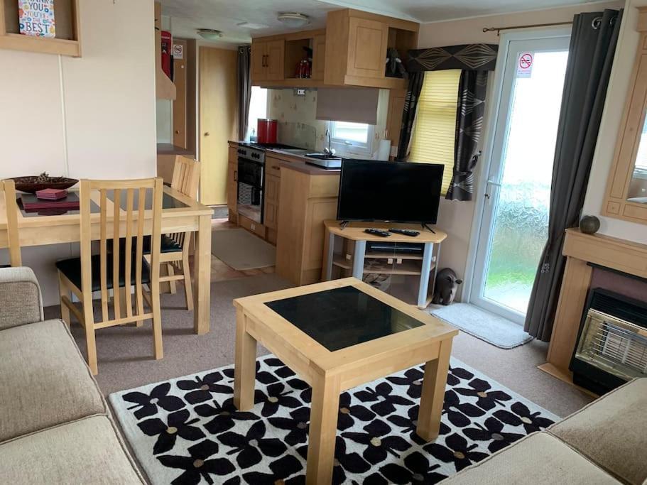 6 Berth Caravan On Sealands Site. Double Glazing Villa Ingoldmells Buitenkant foto